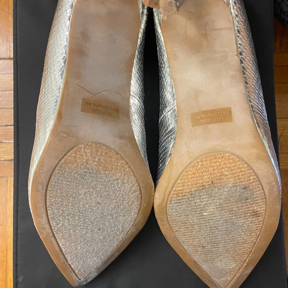 Rampage Silver Snakeskin Pointy Heels - Size 8 - Picture 5 of 6